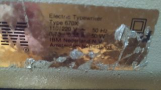 Maquina de escribir eléctrica vintage 