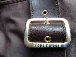 Chaqueta sahariana marrón cinturón de Holly Preppy