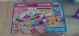MAXI GLITTER ESTATION