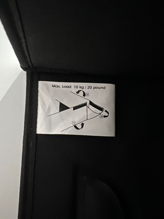 Caja de maletero audi 
