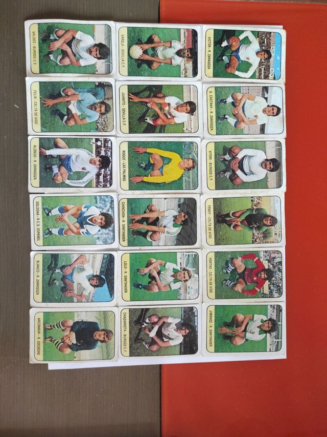 Cromos de fútbol colecciones antiguas