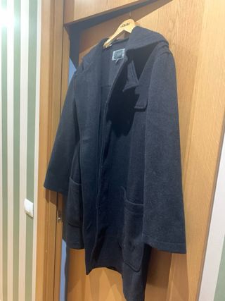 Chaqueta,trenca,traje de bestir lana capucha
