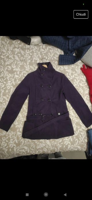 Abbigliamento donna: Cappotto corto con cintura 