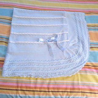 TOQUILLA DE PUNTO PARA BEBES O MUÑECOS REBORN
