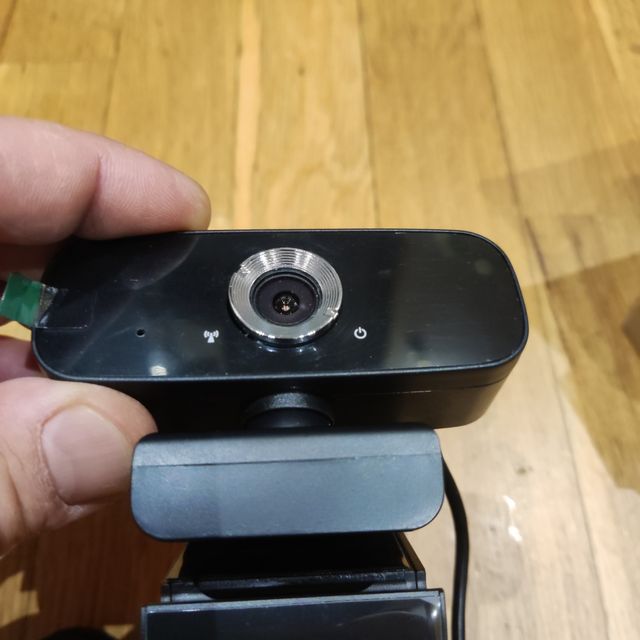 Webcam HD p/PC com suporte de monitor