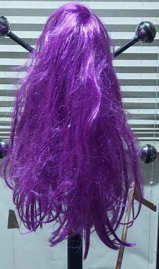Peluca morada-lila