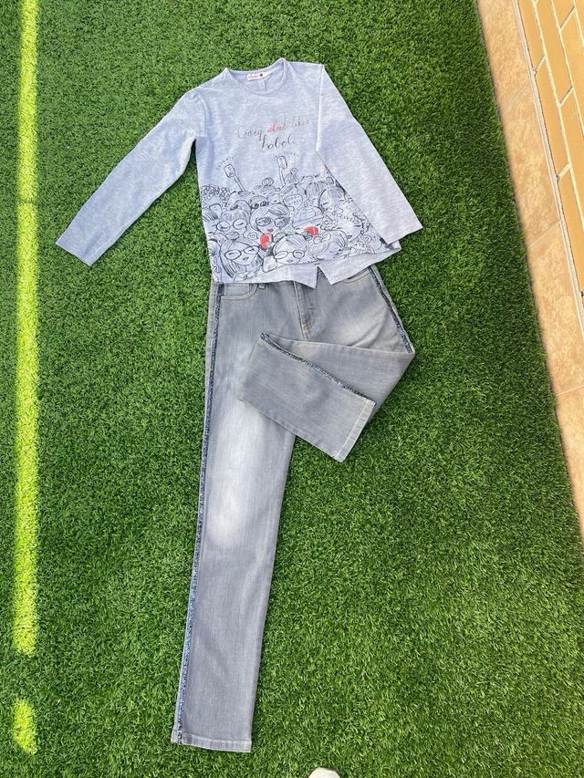 Conjunto de pantalon y sueter