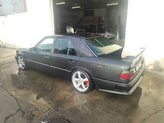 Mercedes-Benz 300 e 24 amg 1990