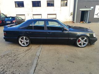 Mercedes-Benz 300 e 24 amg 1990