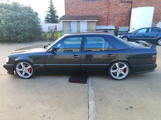 Mercedes-Benz 300 e 24 amg 1990