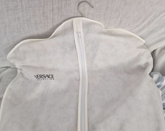 Traje VERSACE