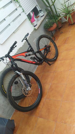 Bicicleta enduro