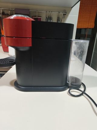 Cafetera Nespresso Vertuo Next C Matt