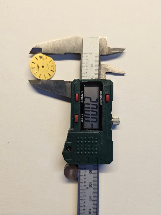 Lotto quadranti Longines, Seiko Ufo e movimenti