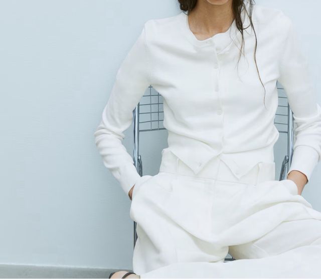 Cardigan básico de H&M. Viscose. Talla L