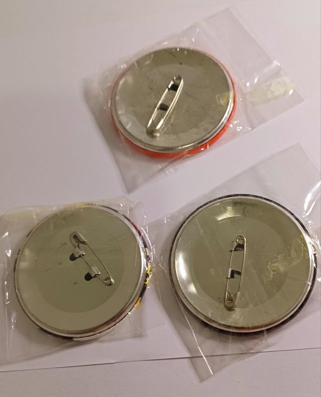 3 Chapas con pins Lote Vintage Che