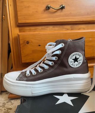 Converse marrones con plataforma
