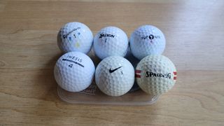 6 pelotas de golf
