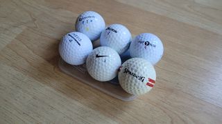 6 pelotas de golf