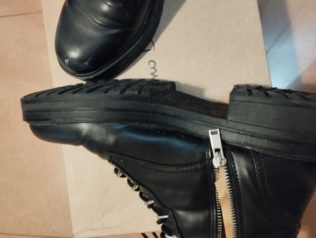 Preciosas botas track comodísimas con cremallera, 