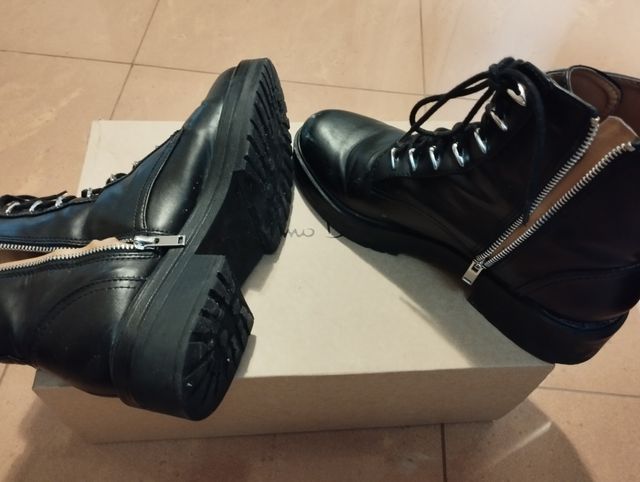 Preciosas botas track comodísimas con cremallera, 