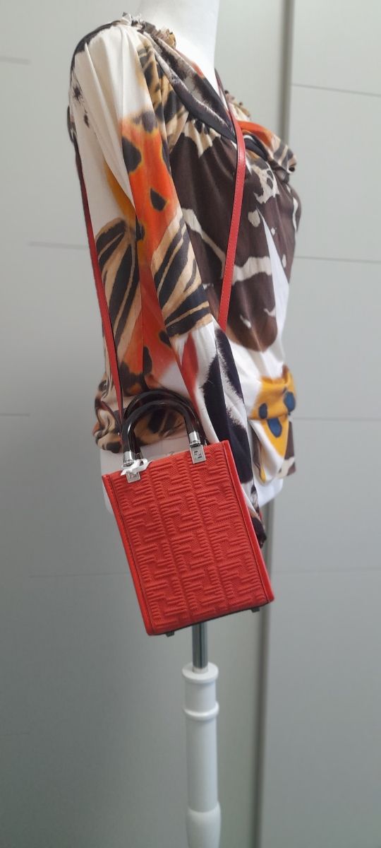 Fendi borsa Kan I in pelle e tessuto