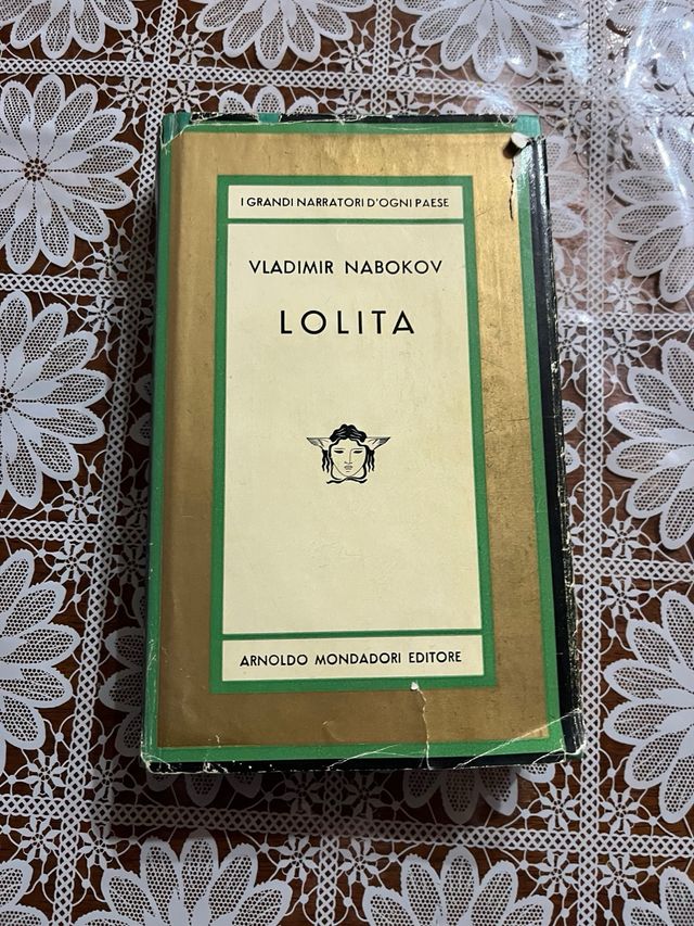 Libro Vintage Lolita