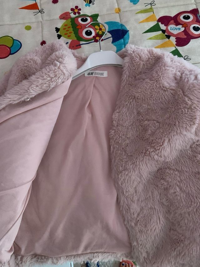 Chaqueta pelo rosa H&M niña