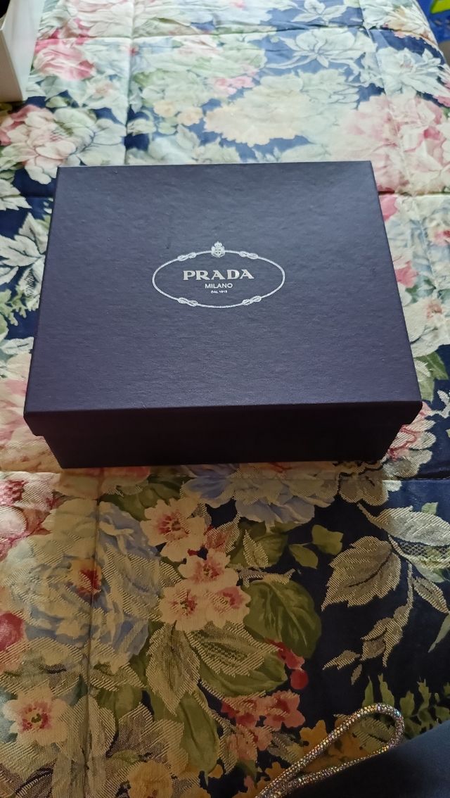 Scatola Prada scarpe