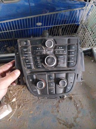 Modulo botoneras radio y clima astra