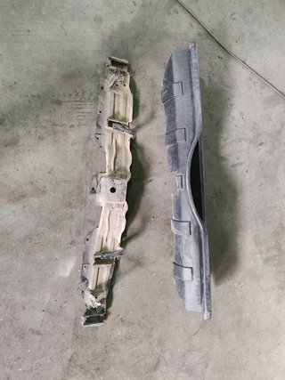 Paragolpes trasero montero v80