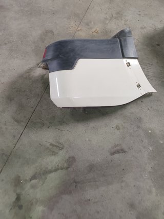 Paragolpes trasero montero v80