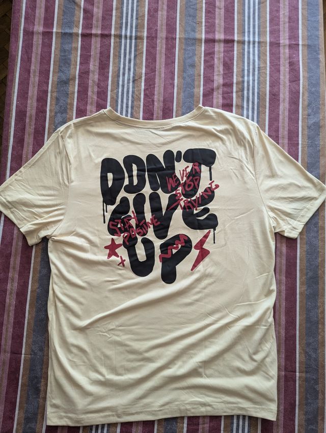 Camiseta color crema Talla L