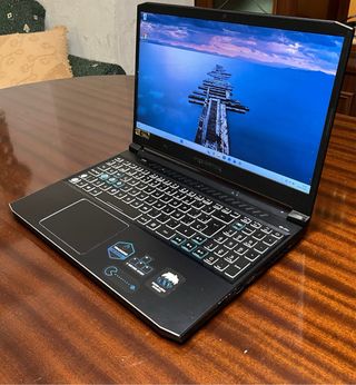 Portátil Acer Predator Helios 300 - i7 RTX 2060 16
