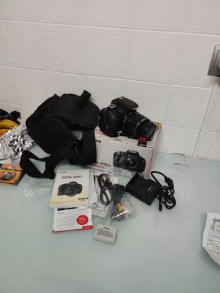 Cámara de fotos Reflex Canon 600D