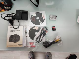 Cámara de fotos Reflex Canon 600D