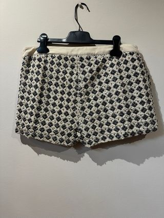 Shorts de pedreria