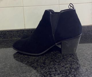 Botines de piel (ante) negros