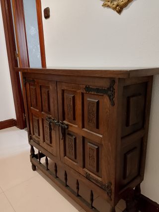 armario antiguo madera