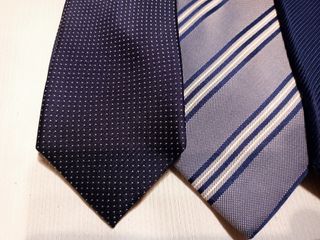 Lote de corbatas menos azul celeste