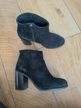 Botin ante negro tacon HAKEI
