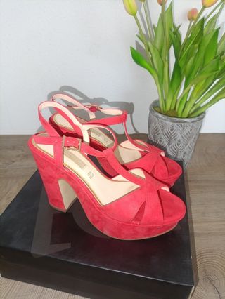 Sandalias rojas PrimaDonna 