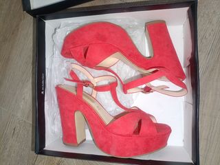 Sandalias rojas PrimaDonna 