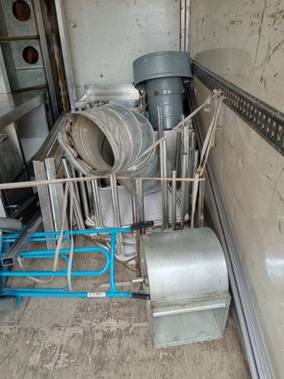 Campana extractora 220 cms.