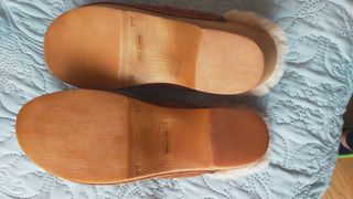 Zuecos piel