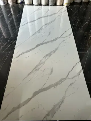 Autoadhesivo PVC de pared y techo imitacion marmol