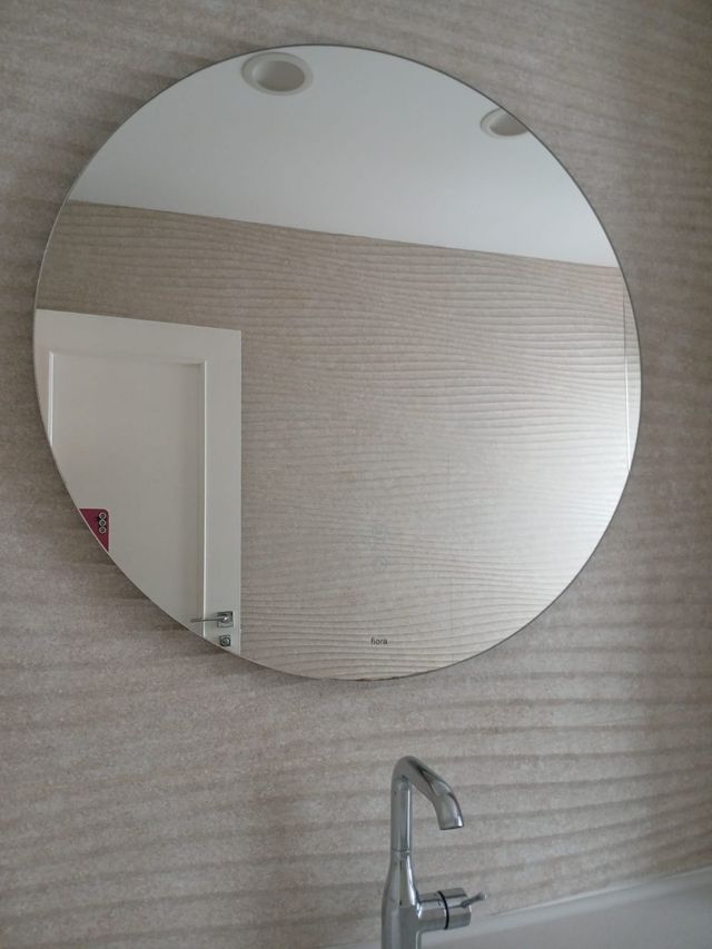 Espejo de baño retroiluminado y anti bah