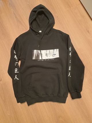 Sudadera ataque a los titanes 