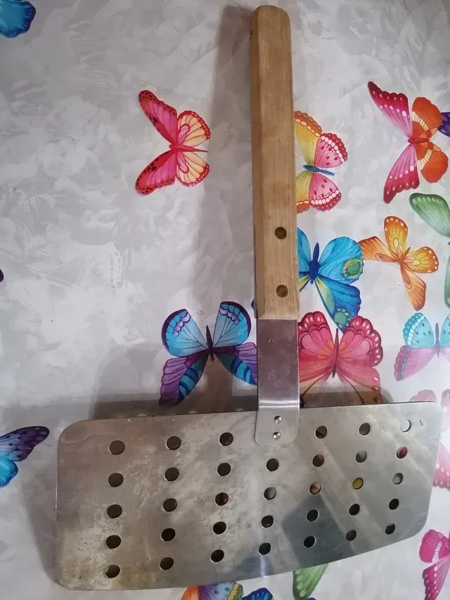 SPATOLA PER BARBECUE O GRIGLIA, GIRA PESCE CARNE