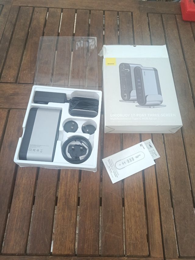 Baseus Stazione di Docking USB C 3 Monitor